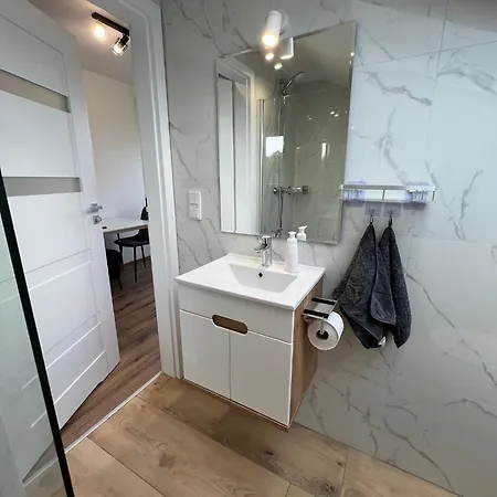 The Country Stop Leki (Myslenice)